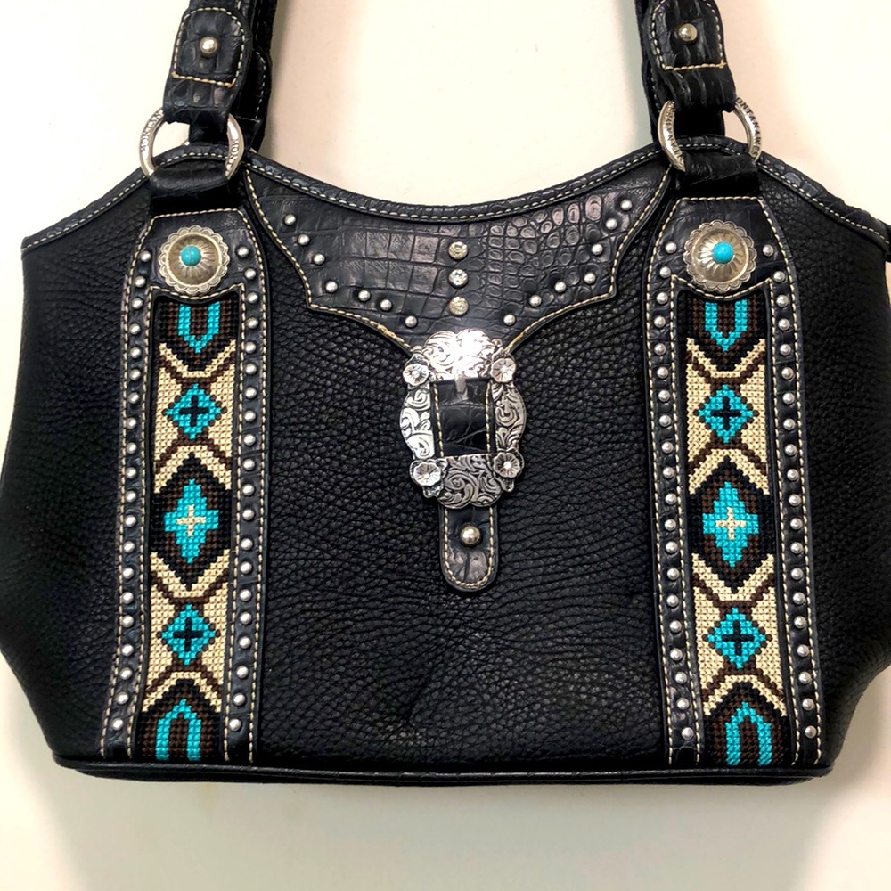 Montana West purse like new!